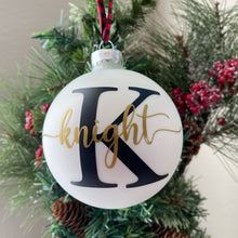 Load image into Gallery viewer, Personalized Family Ornaments