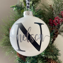 Load image into Gallery viewer, Personalized Family Ornaments