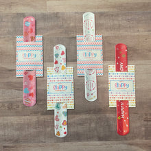 Load image into Gallery viewer, Slap Bracelet Valentines